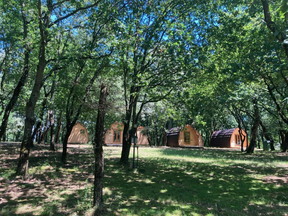 Camping Vila De Sarria Exterior photo