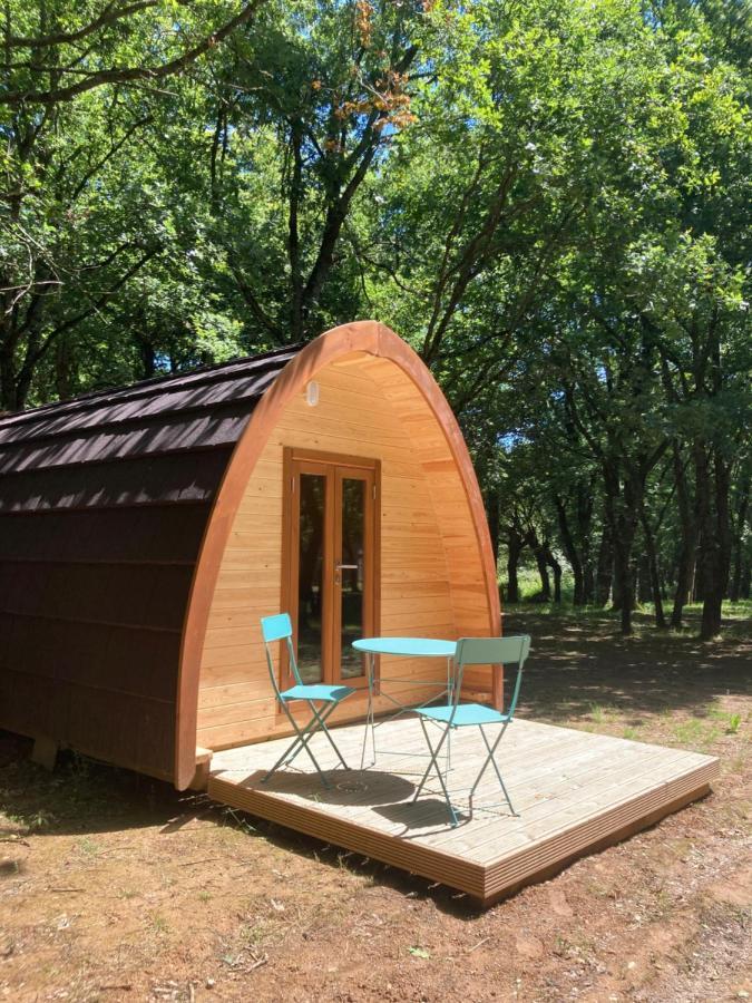 Camping Vila De Sarria Exterior photo